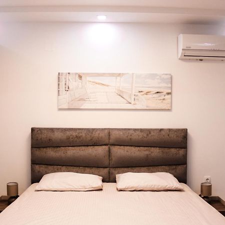 M&H Apartments Ülgün Dış mekan fotoğraf
