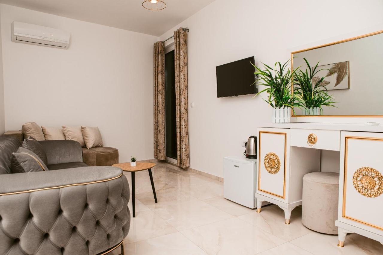 M&H Apartments Ülgün Dış mekan fotoğraf