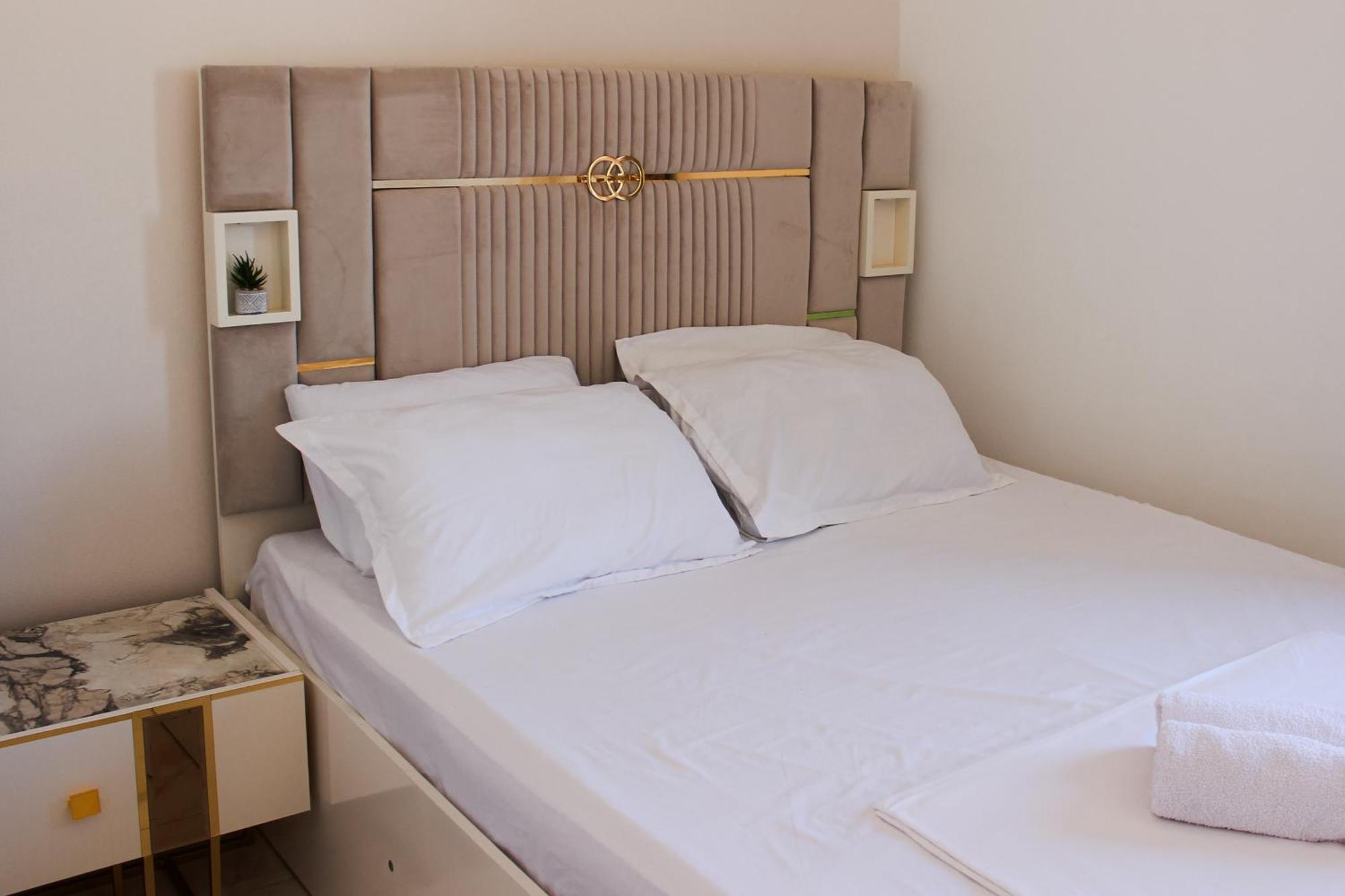 M&H Apartments Ülgün Dış mekan fotoğraf
